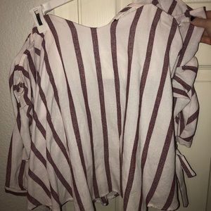 Off the shoulder crop blouse! Boutique top!